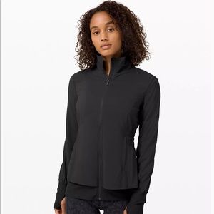 Lululemon sights seen black jacket size 0